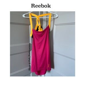 Reebok Workout top built in sports bra size small